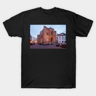 Se Velha, Cathedral, Church, Coimbra T-Shirt